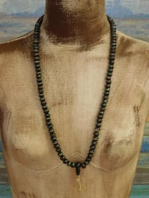 AFRICAN TRADE BEADS ROCK STONE LAPIDARY SPECIMEN