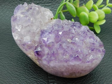 AMETHYST ROCK STONE LAPIDARY SPECIMEN
