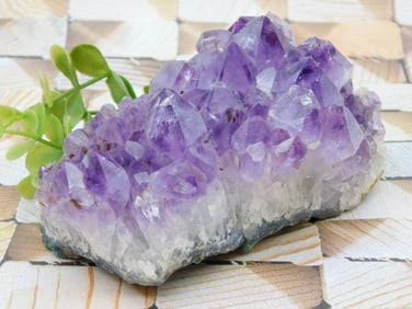 AMETHYST ROCK STONE LAPIDARY SPECIMEN