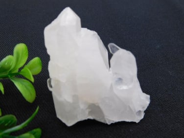 QUARTZ ROCK STONE LAPIDARY SPECIMEN