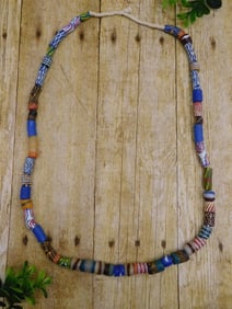 AFRICAN TRADE BEADS ROCK STONE LAPIDARY SPECIMEN