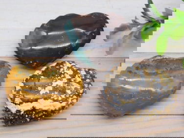 MIXED STONE HEARTS ROCK STONE LAPIDARY SPECIMEN