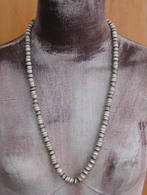 AFRICAN TRADE BEADS ROCK STONE LAPIDARY SPECIMEN