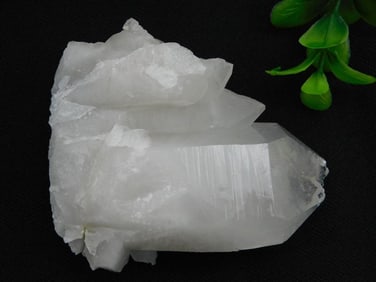 QUARTZ ROCK STONE LAPIDARY SPECIMEN