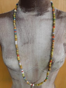 AFRICAN TRADE BEAD NECKLACE ROCK STONE LAPIDARY SPECIMEN