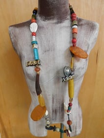 AFRICAN TRADE BEAD NECKLACE ROCK STONE LAPIDARY SPECIMEN