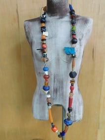 ORNAMENTAL AFRICAN TRADE BEAD NECKLACE ROCK STONE LAPIDARY SPECIMEN