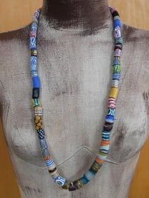 AFRICAN TRADE BEAD NECKLACE ROCK STONE LAPIDARY SPECIMEN