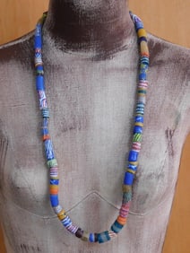 AFRICAN TRADE BEAD NECKLACE ROCK STONE LAPIDARY SPECIMEN