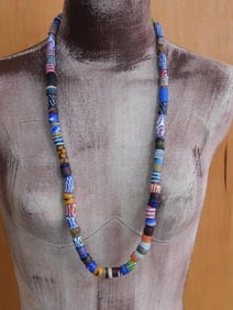 AFRICAN TRADE BEAD NECKLACE ROCK STONE LAPIDARY SPECIMEN