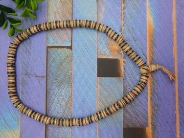 AFRICAN TRADE BEAD NECKLACE ROCK STONE LAPIDARY SPECIMEN