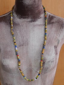 AFRICAN TRADE BEADS ROCK STONE LAPIDARY SPECIMEN