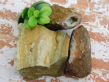 MIXED LOT ROCK STONE LAPIDARY SPECIMEN