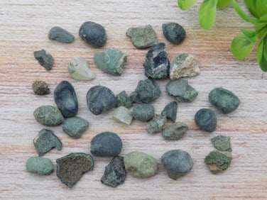 NORTH DAKOTA NEEDLE PEAK AGATE ROCK STONE LAPIDARY SPECIMEN