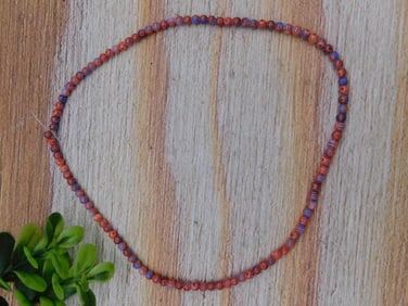 AFRICAN TRADE BEADS ROCK STONE LAPIDARY SPECIMEN