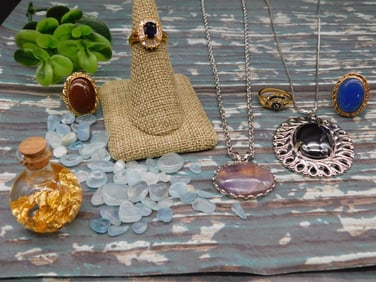 MIXED LOT ROCK STONE LAPIDARY SPECIMEN