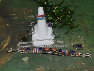 MIXED JEWELRY LOT ROCK STONE LAPIDARY SPECIMEN