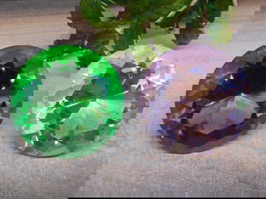 DISPLAY DIAMONDS ROCK STONE LAPIDARY SPECIMEN