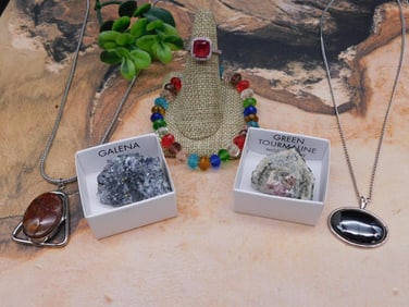 MIXED LOT ROCK STONE LAPIDARY SPECIMEN