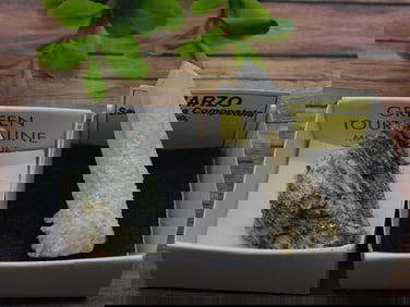 MIXED LOT ROCK STONE LAPIDARY SPECIMEN