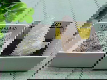 MIXED LOT ROCK STONE LAPIDARY SPECIMEN