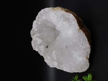 GEODE ROCK STONE LAPIDARY SPECIMEN