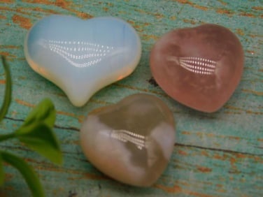 STONE HEARTS ROCK STONE LAPIDARY SPECIMEN