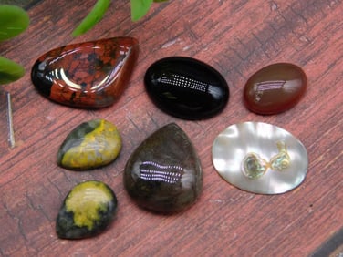 MIXED LOT ROCK STONE LAPIDARY SPECIMEN