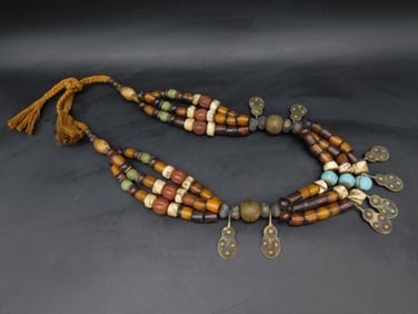 AFRICAN TRADE BEADS ROCK STONE LAPIDARY SPECIMEN