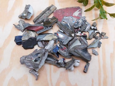 FORDITE MOTOR CITY AGATE ROCK STONE LAPIDARY SPECIMEN