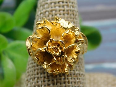GOLD TONE RING