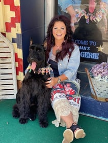 HAMMERED PENDANT ON STONE CHIP NECKLACE WITH TURQUOISE ACCENT