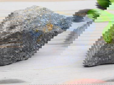 ROCK STONE LAPIDARY SPECIMEN