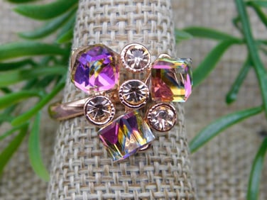 RING ROCK STONE LAPIDARY SPECIMEN