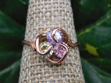 RING ROCK STONE LAPIDARY SPECIMEN