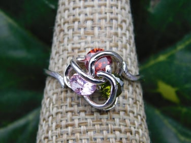 RING ROCK STONE LAPIDARY SPECIMEN