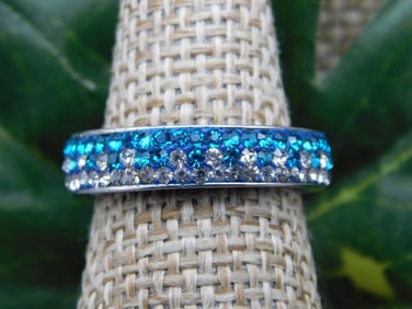 RING ROCK STONE LAPIDARY SPECIMEN