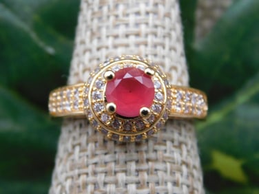 RING ROCK STONE LAPIDARY SPECIMEN