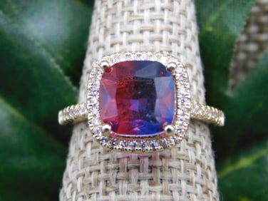 RING ROCK STONE LAPIDARY SPECIMEN