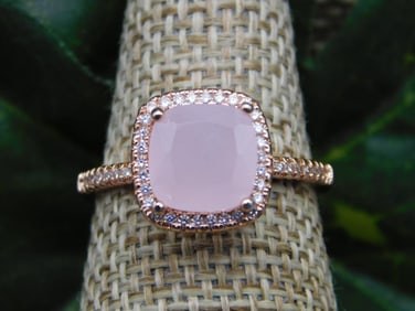 RING ROCK STONE LAPIDARY SPECIMEN