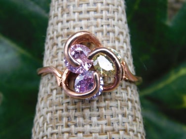 RING ROCK STONE LAPIDARY SPECIMEN