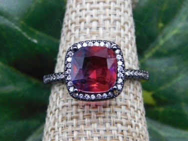 RING ROCK STONE LAPIDARY SPECIMEN