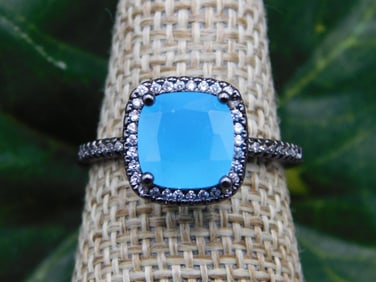 RING ROCK STONE LAPIDARY SPECIMEN