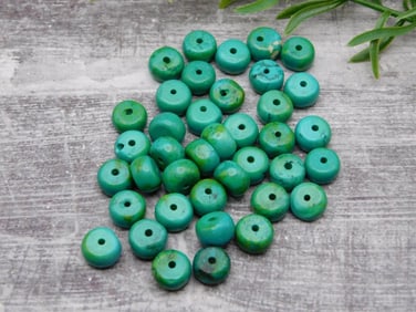 BEADS ROCK STONE LAPIDARY SPECIMEN