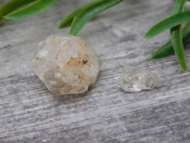 HERKIMER DIAMOND ROCK STONE LAPIDARY SPECIMEN