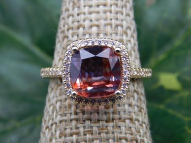 RING ROCK STONE LAPIDARY SPECIMEN