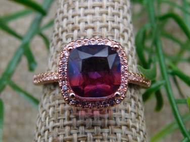 RING ROCK STONE LAPIDARY SPECIMEN