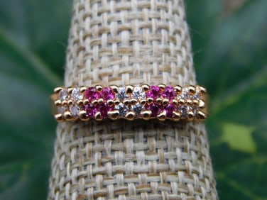 RING ROCK STONE LAPIDARY SPECIMEN