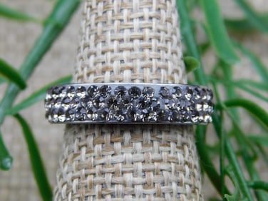 RING ROCK STONE LAPIDARY SPECIMEN