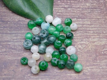 BEADS ROCK STONE LAPIDARY SPECIMEN